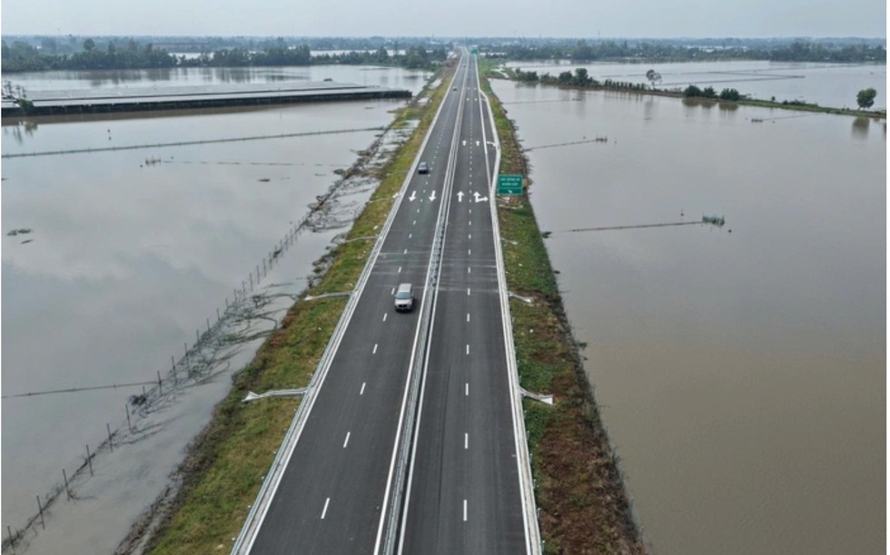 Ngày mai, tuyến cao tốc dài hơn 73km sẽ tạm dừng hoạt động sau gần 2 tháng khai thác
