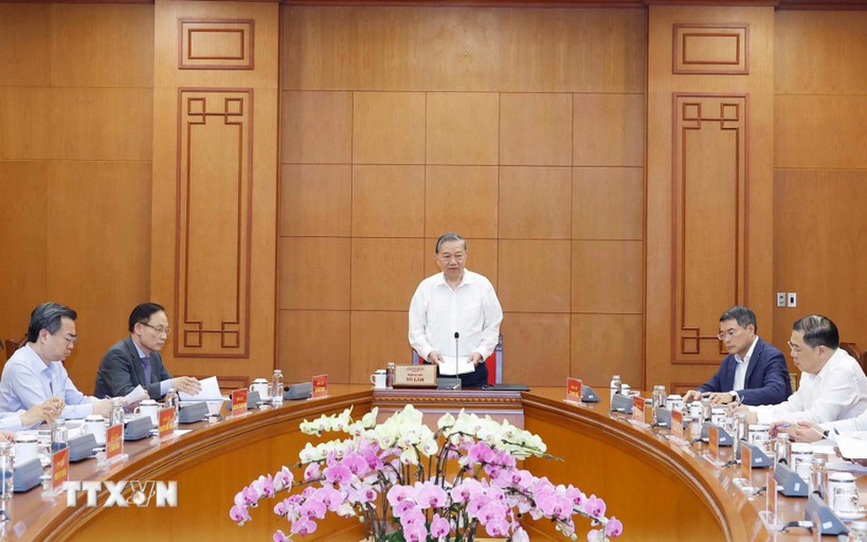Tổng Bí thư Tô Lâm: Cần có chiến lược cụ thể nhằm tái cơ cấu nền kinh tế