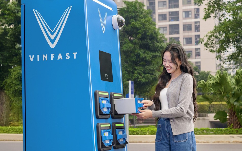 VinFast Viper gây bão với cộng cộng đồng mê xe khi chính thức mở cọc sớm