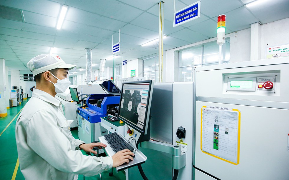 VCCI đề xuất hoàn thiện thể chế, pháp luật nhằm thực hiện mục tiêu phấn đấu tăng trưởng 2 con số