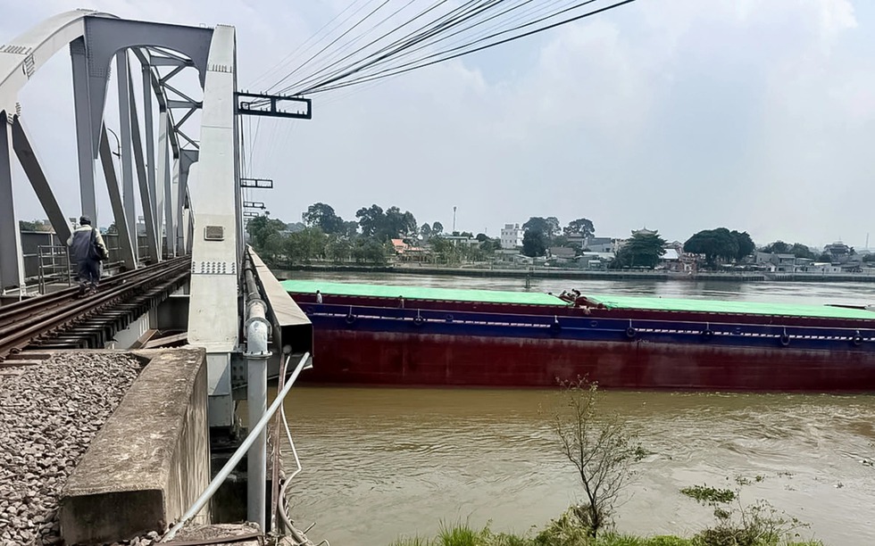 3 ngày nữa, đường sắt Bắc - Nam qua cầu Ghềnh sẽ thông tuyến trở lại