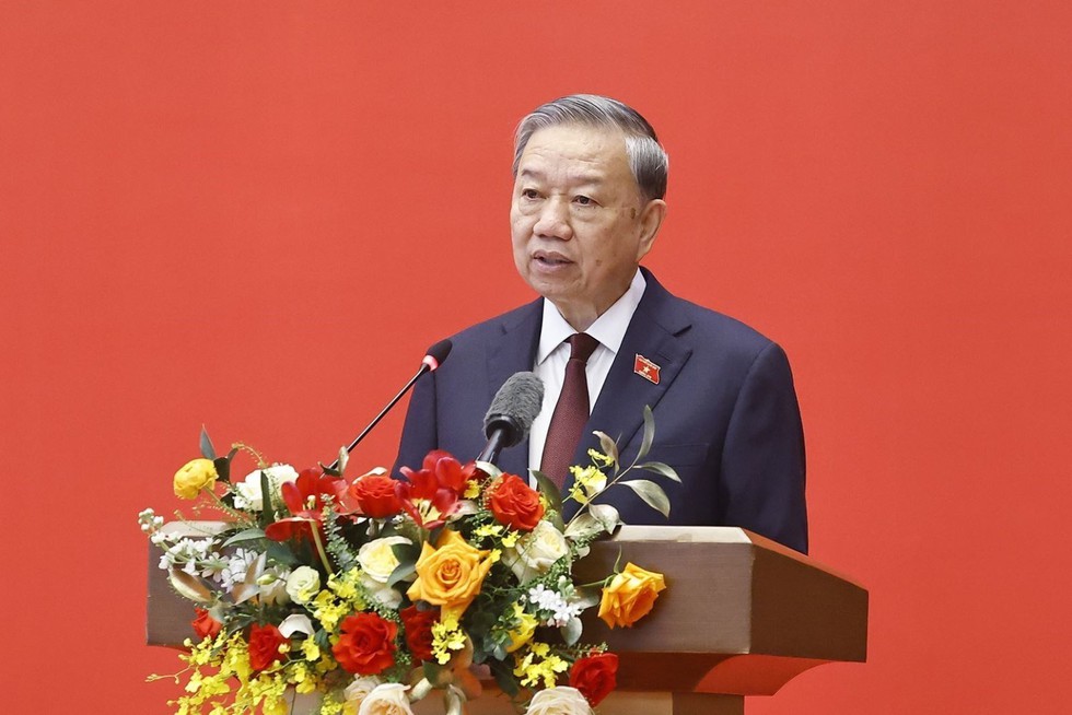 Quy định 19 về công tác chính trị, tư tưởng trong Đảng áp dụng với các tổ chức đảng và cán bộ, đảng viên