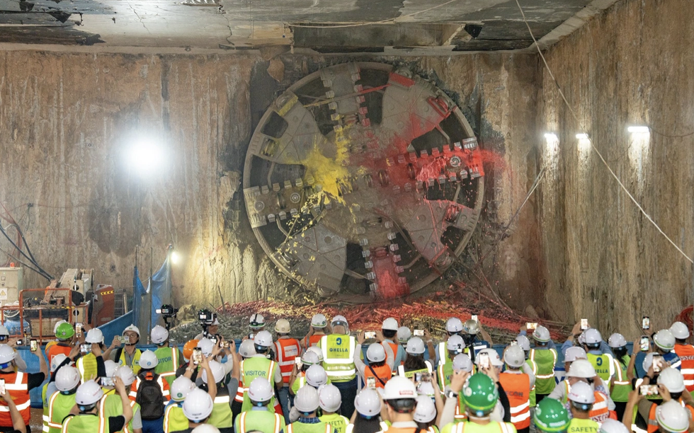 Huy động 2 cỗ máy TBM khổng lồ, Việt Nam chính thức đào thông 4km đường hầm dưới lòng Thủ đô