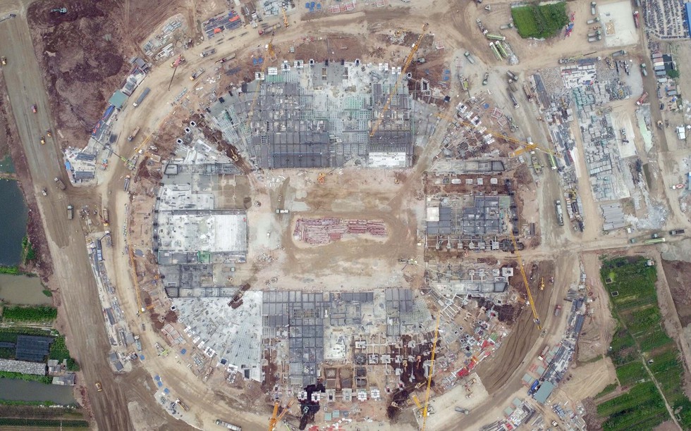 Sân vận động lớn thứ 2 Việt Nam, sức chứa gấp rưỡi sân Mỹ Đình: Đang xây dựng khán đài, khoảng 11 tháng nữa hoàn thành