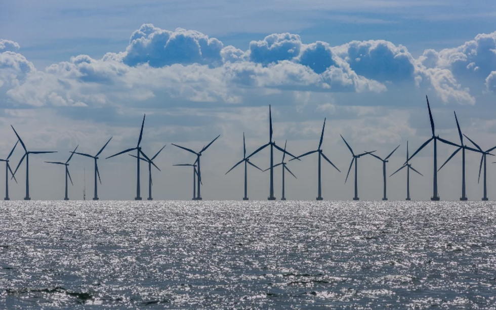 Sắp hoàn thành nhà máy điện gió lớn nhất thế giới, hơn 6 triệu hộ dân hưởng lợi