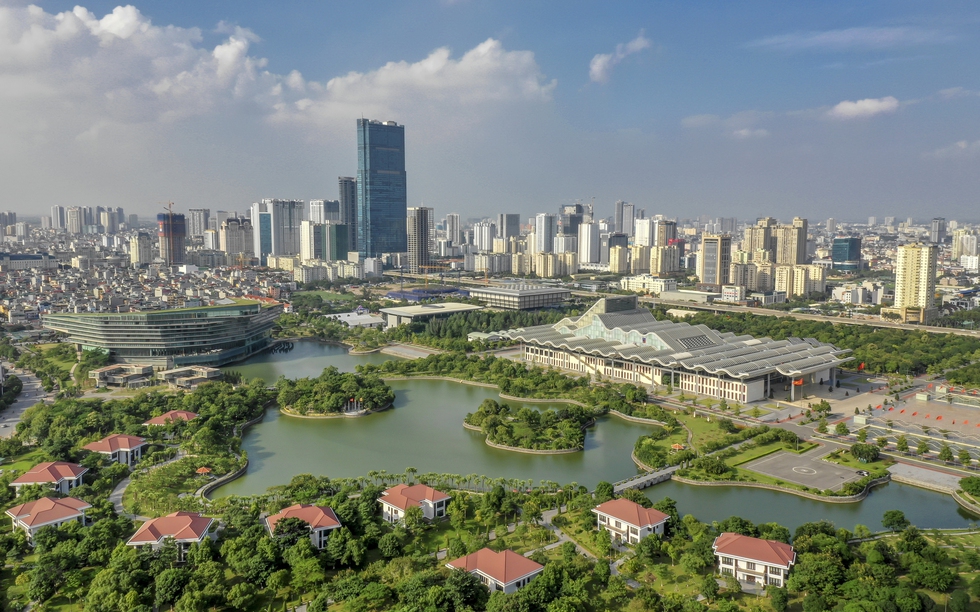 Hai thái cực của doanh nghiệp địa ốc mùa ĐHĐCĐ 2026: Bên "nhấn ga" tăng tốc, bên thận trọng dò đường