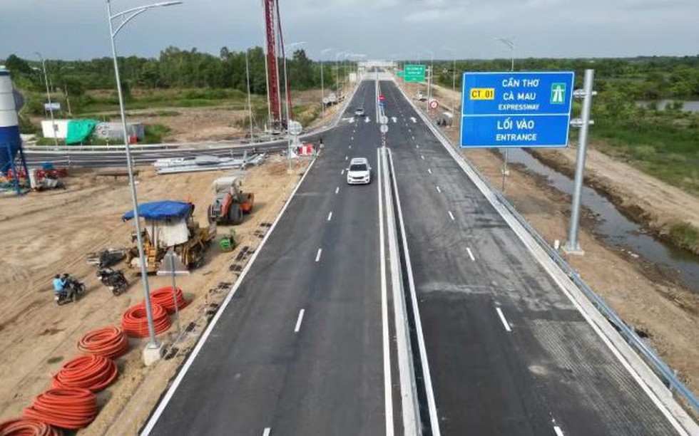 Chỉ vài giờ nữa, Việt Nam chính thức thông xe trở lại tuyến cao tốc hơn 17.000 tỷ đóng vai trò huyết mạch ở 'cửa ngõ' miền Tây