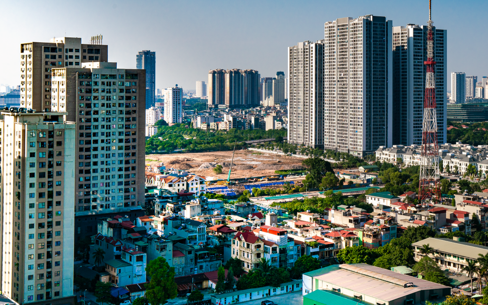 Trước áp lực chi phí vốn, nhiều doanh nghiệp chọn cách chia sẻ cuộc chơi với cổ đông và nhà đầu tư chiến lược