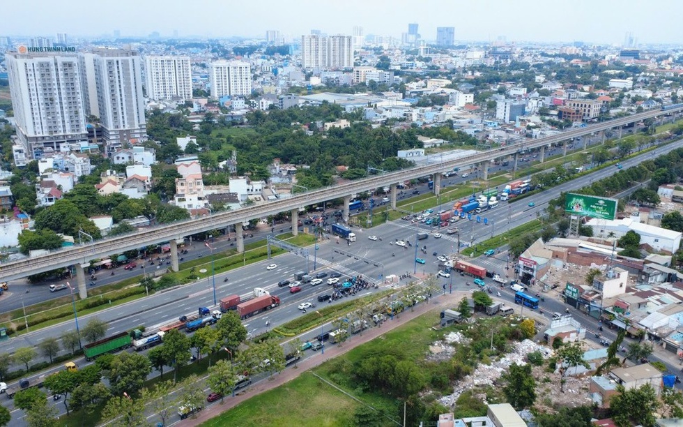 Dự án mở rộng xa lộ 65 năm tuổi tại TP. HCM nhận chỉ đạo ‘nóng’