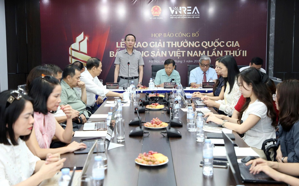 Vinh danh thành quả và hành trình vượt khó của doanh nghiệp, định hình chuẩn mực phát triển mới