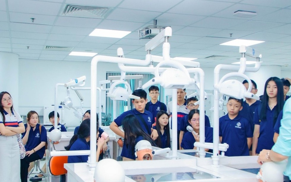 UKA, iSchool và HIU mở rộng hành trình hướng nghiệp cho học sinh toàn quốc