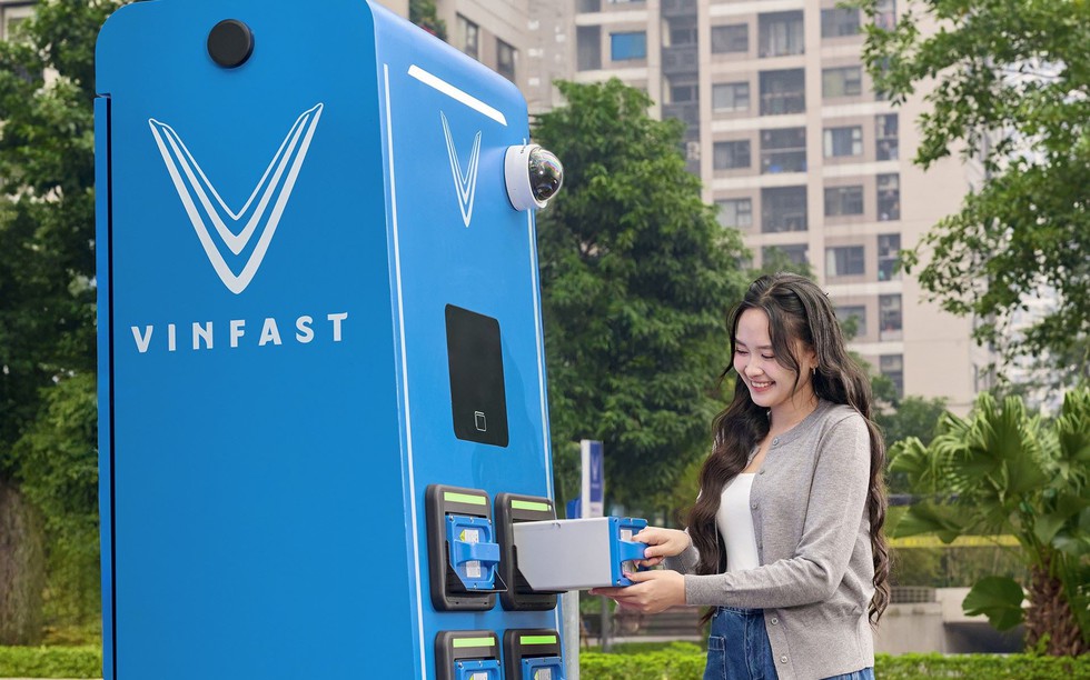 Tủ đổi pin khắp nơi, hậu mãi 5 sao, người Việt tự tin đổi sang xe điện