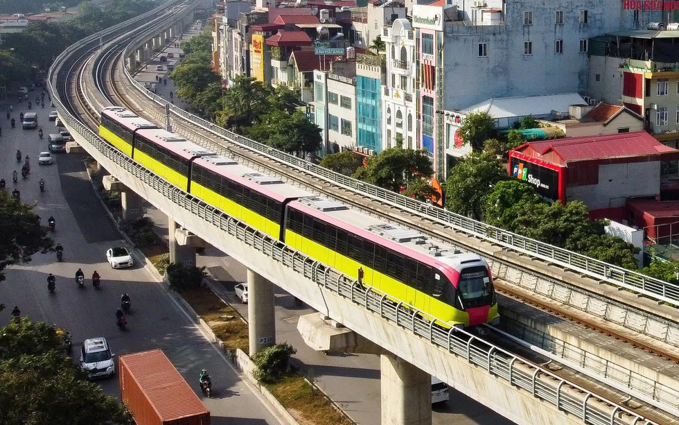 "Cú hích" metro và chu kỳ dịch chuyển mới của bất động sản Hà Nội