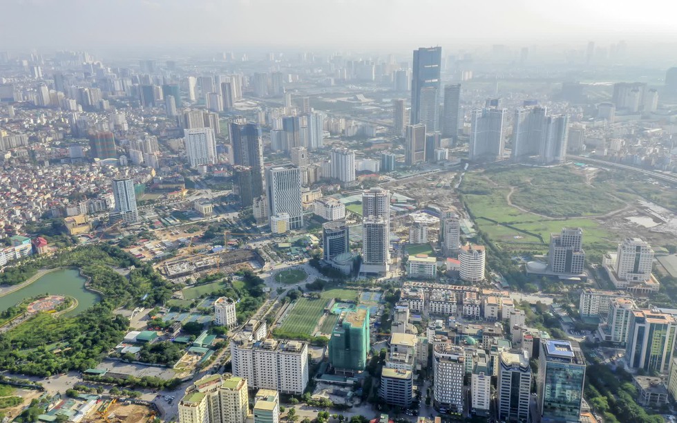 Làn sóng tuyển dụng nhân sự của các "ông lớn" trong ngành địa ốc, xây dựng