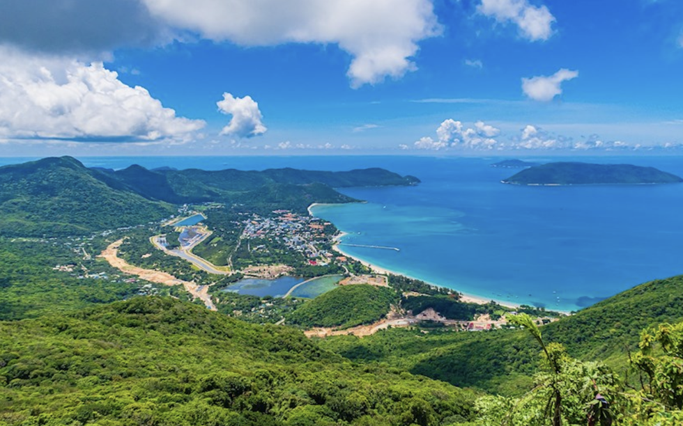 Hòn đảo bí ẩn nhất thế giới tại Việt Nam sẽ trở thành thiên đường du lịch nghỉ dưỡng sinh thái và tâm linh