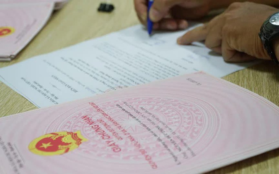Mua bán thỏa thuận bằng miệng từ nhiều năm vẫn được cấp sổ đỏ với 4 điều kiện này