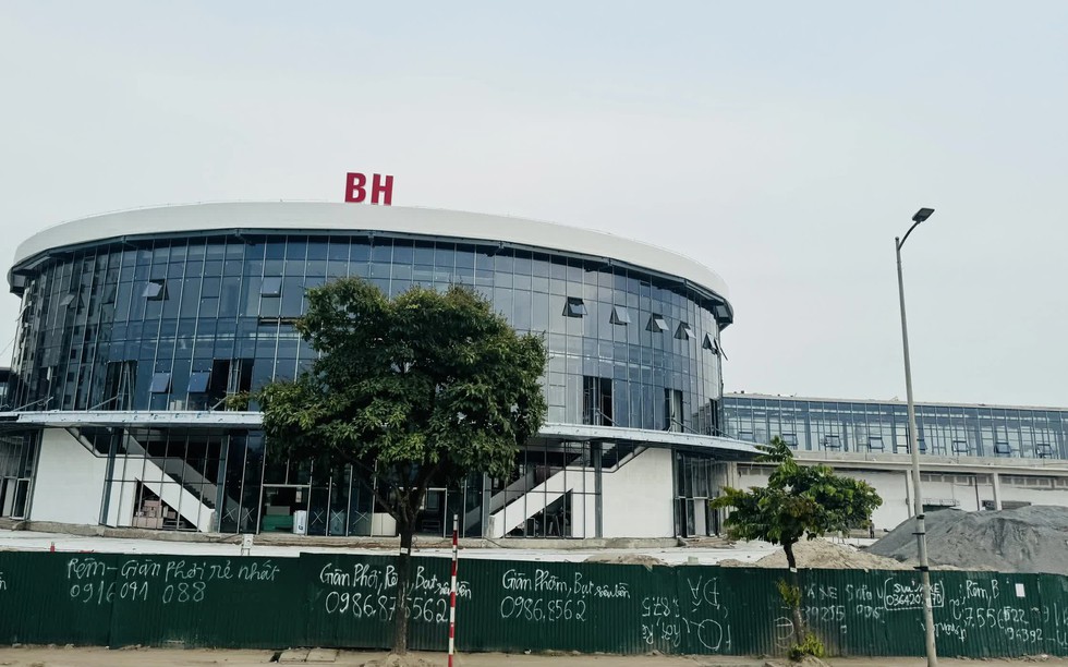 Bến xe khách thứ 7 hiện đại nhất Hà Nội lỡ hẹn vận hành?