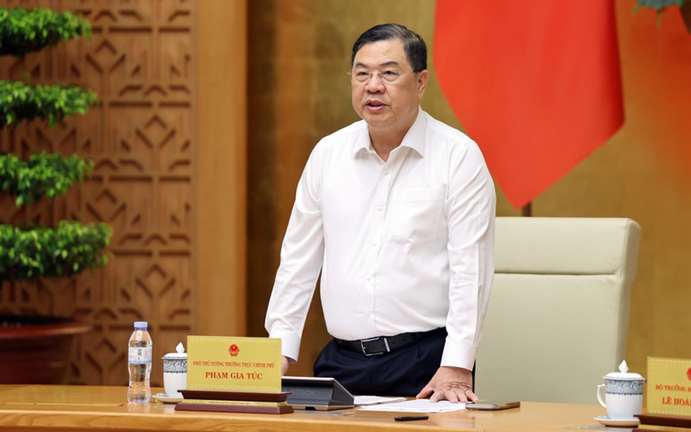 Phó Thủ tướng Thường trực chỉ đạo đẩy nhanh tiến độ các công trình trọng điểm phục vụ APEC, hoàn thành trước quý III/2027