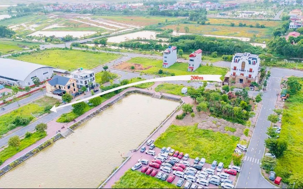 Một căn biệt thự buộc phải di chuyển khỏi vị trí cũ 200m, nhường chỗ làm đường kết nối đến sân bay lớn nhất miền Bắc