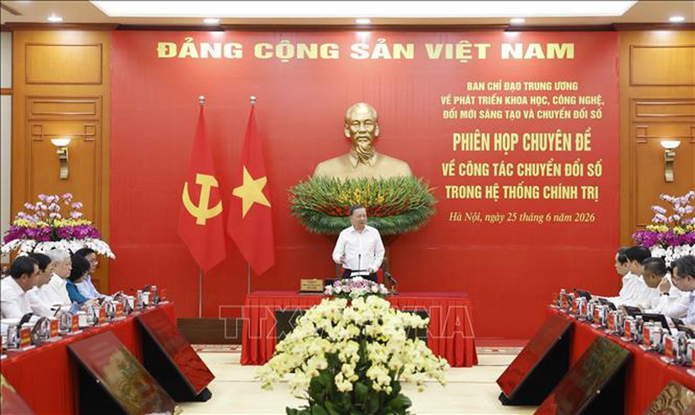 Chuyển đổi số trong hệ thống chính trị: Phát triển dữ liệu và các nền tảng dùng chung