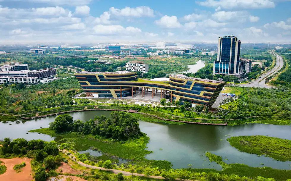 Toàn cảnh khu công nghệ Hòa Lạc, nơi có 2 tuyến metro kết nối trung tâm Hà Nội