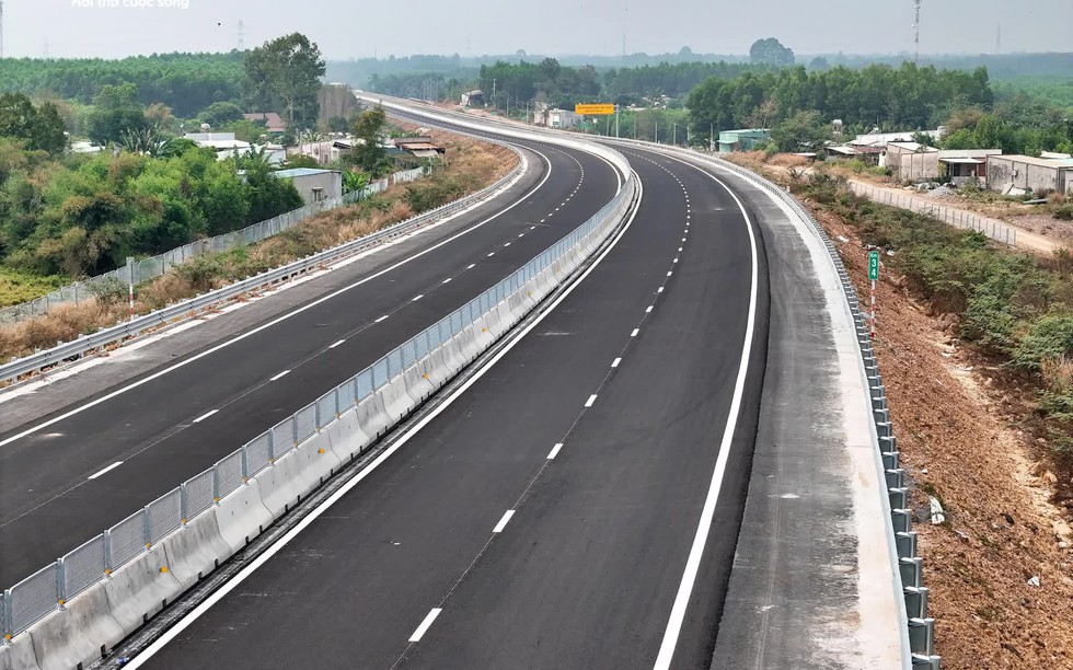 Dự án cao tốc 21.000 tỷ kết nối 2 thành phố giàu nhất cả nước đón tin vui lớn
