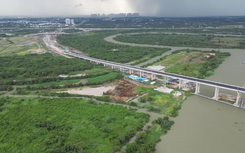 Việt Nam sắp xây thêm 4 cây cầu kết nối 2 thành phố giàu nhất cả nước