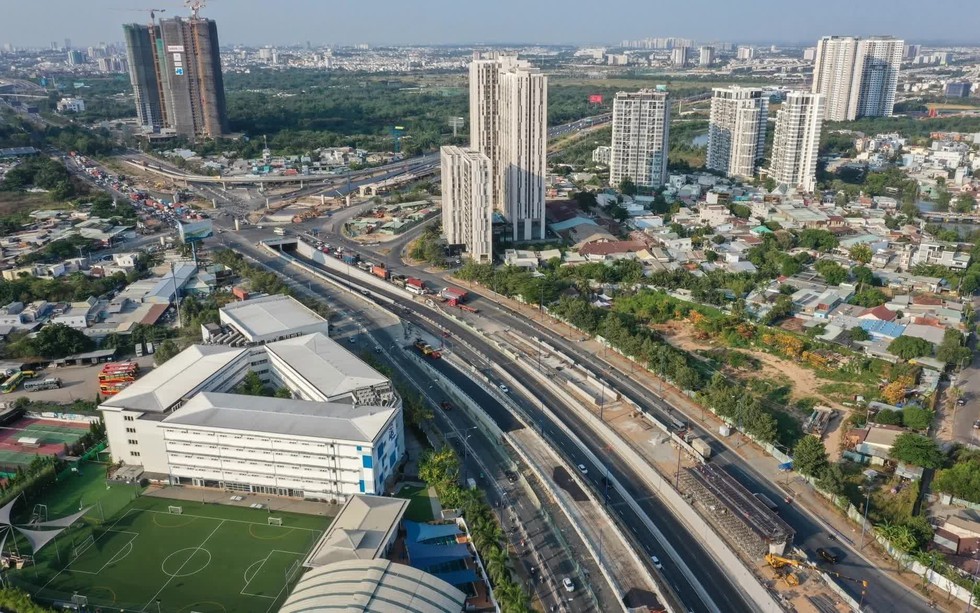 Nút giao 3 tầng lớn nhất TP. HCM có thay đổi lớn