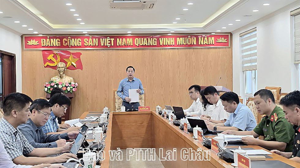 Lai Châu: UBND tỉnh họp cho ý kiến về dự thảo Quyết định ban hành hướng dẫn trình tự, thủ tục thực hiện các dự án đầu tư có sử dụng đất trên địa bàn tỉnh Lai Châu