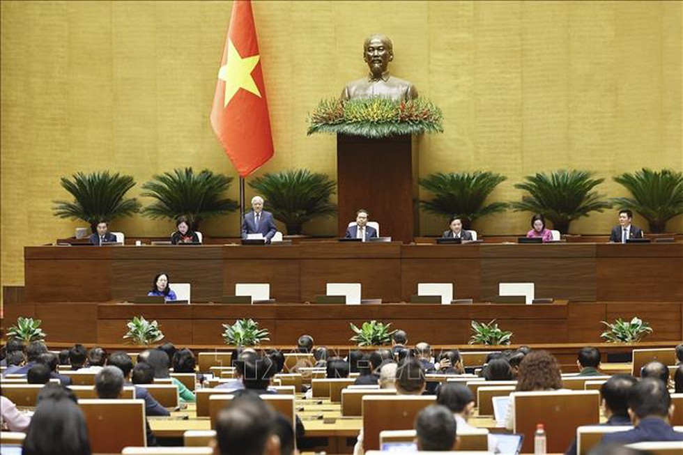 Quốc hội thông qua việc thành lập 2 thành phố Quảng Ninh và Bắc Ninh
