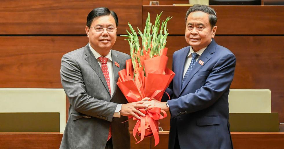 Quốc hội phê chuẩn bổ nhiệm ông Nguyễn Tiến Hải giữ chức Bộ trưởng Bộ Nội vụ