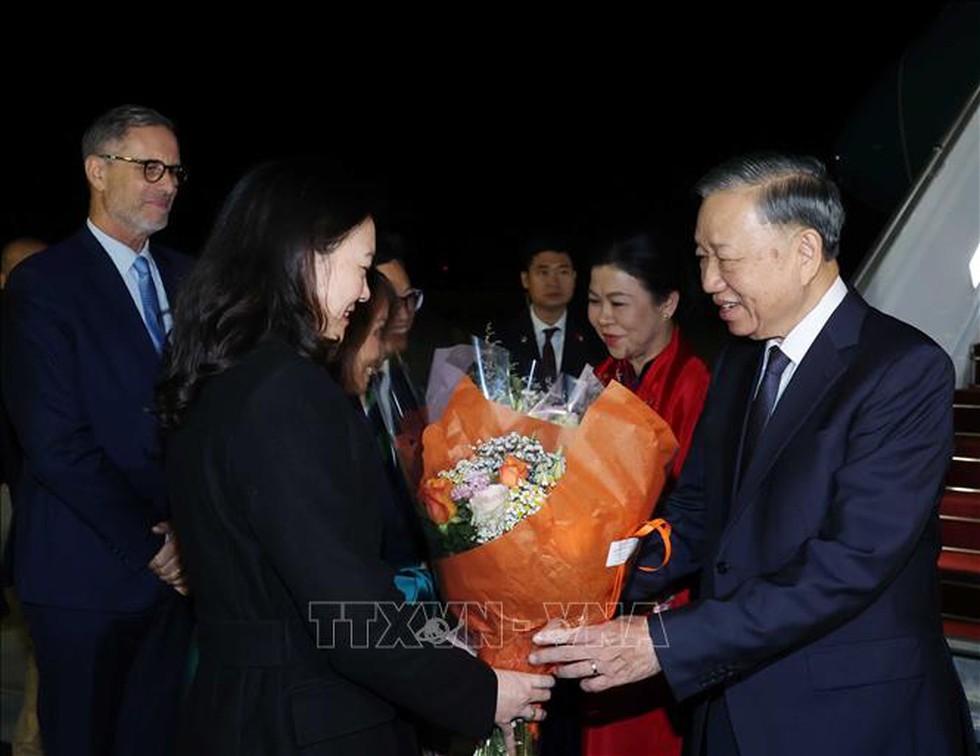 Tổng Bí thư, Chủ tịch nước Tô Lâm bắt đầu thăm chính thức Cộng hòa Pháp và dự Hội nghị Thượng đỉnh Không gian vũ trụ tại Paris
