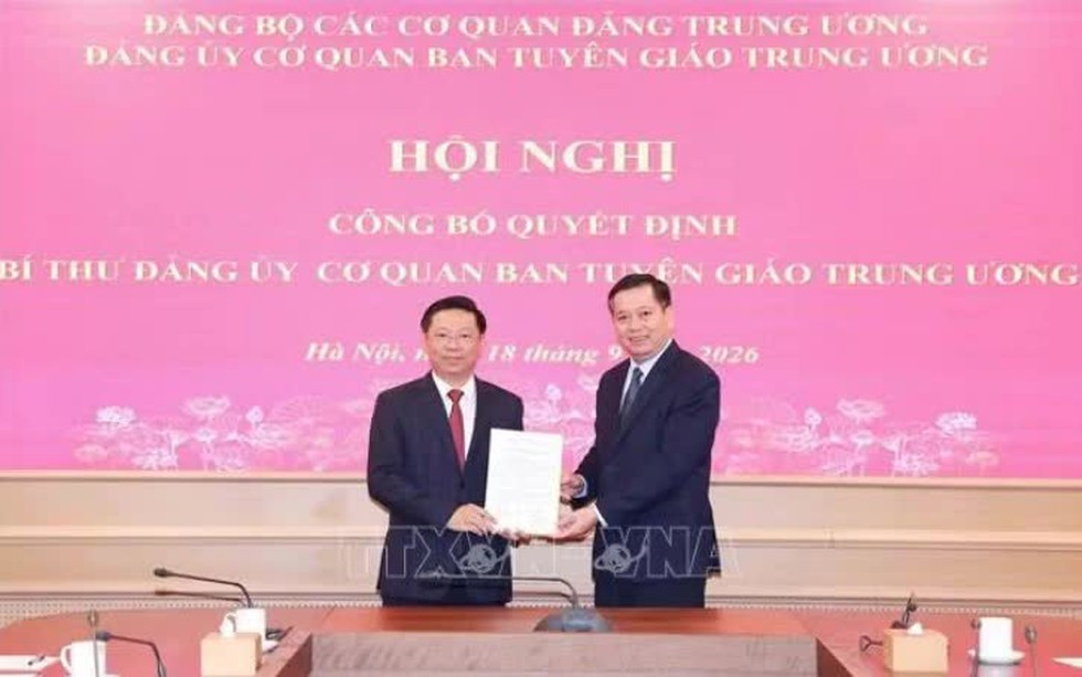 Công bố quyết định Bí thư Đảng ủy Cơ quan Ban Tuyên giáo Trung ương