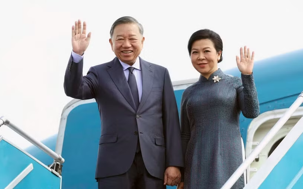 Tổng Bí thư, Chủ tịch nước Tô Lâm cùng Phu nhân lên đường thăm cấp Nhà nước tới Nga, thăm chính thức Pháp và dự Hội nghị Thượng đỉnh Không gian vũ trụ