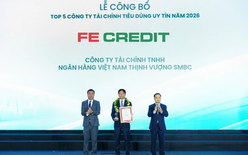 FE CREDIT ba năm liền dẫn đầu Top 5 Công ty tài chính tiêu dùng uy tín