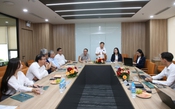Hội đồng Giám khảo Chung khảo Giải thưởng Quốc gia Bất động sản Việt Nam lần thứ II làm việc với Hata Homes