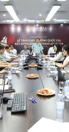 Họp báo công bố Lễ trao Giải thưởng Quốc gia Bất động sản Việt Nam lần thứ II: Vinh danh những thương hiệu xuất sắc nhất