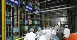 CLB sức khỏe người cao tuổi TP.HCM tham quan nhà máy sữa lớn nhất của Vinamilk