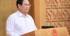 Thủ tướng: Phấn đấu tăng trưởng GDP năm 2024 khoảng trên 7%
