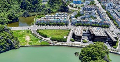 Quảng Ninh: Dự án khách sạn trên "đất vàng" Hạ Long bỏ hoang
