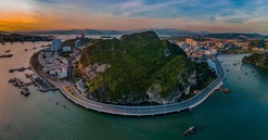Tỉnh có nhiều thành phố nhất Việt Nam sắp mở tuyến đường đánh thức ‘đất vàng’ ven vịnh di sản
