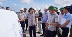 Đẩy nhanh giải phóng mặt bằng xây dựng Cảng hàng không Quảng Trị