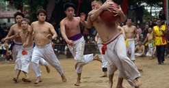 Lễ hội Thủ đô: Về Thúy Lĩnh xem trai làng vật cầu