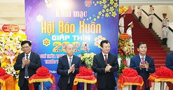 Thừa Thiên Huế: Khai Hội báo Xuân Giáp Thìn