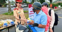 CSGT Đà Nẵng: Xây dựng hình ảnh đẹp, hết lòng phục vụ nhân dân