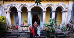 Photo Travel: Đông Ngạc - "Làng xưa trong phố"