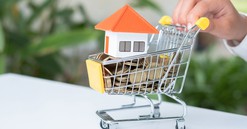 90% dư nợ tín dụng bất động sản là nợ trung, dài hạn: Rủi ro nợ xấu, "nắn" dòng và vấn nạn "sân sau"