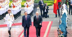 Chủ tịch nước Tô Lâm chủ trì lễ đón chính thức Tổng thống Nga Vladimir Putin
