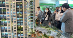 Áp lực khó vốn, nhiều doanh nghiệp bất động sản lựa chọn bán tài sản