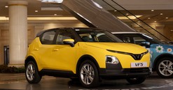 Người dùng rủ nhau xuyên Việt “0 đồng” với VF 5 Plus